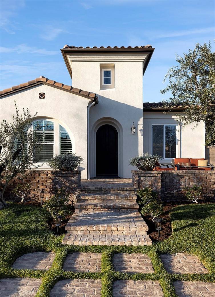 6 Drackert LN, Ladera Ranch, CA 92694