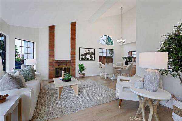 Lake Forest, CA 92630,21441 Falkirk LN