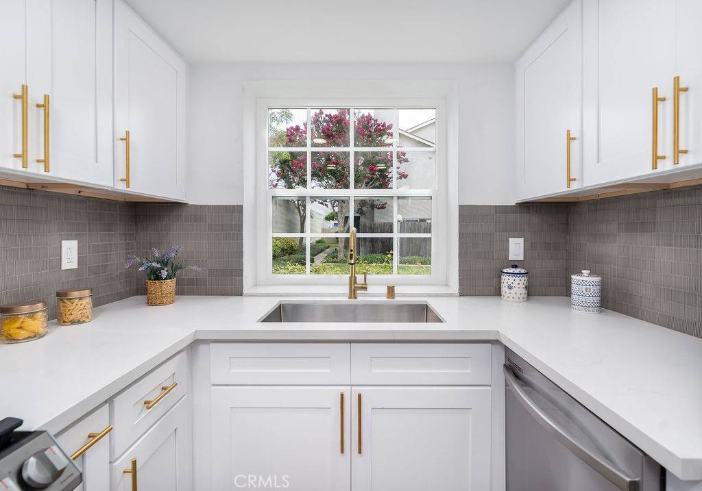 Costa Mesa, CA 92627,936 W 18th ST #13