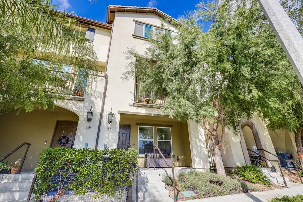 Santa Ana, CA 92703,1601 W Walnut ST #57