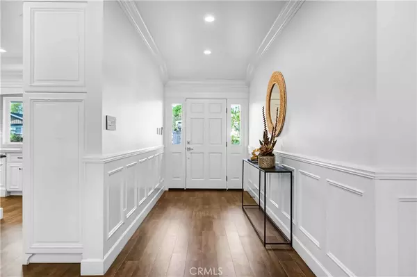 North Tustin, CA 92705,13061 Eton