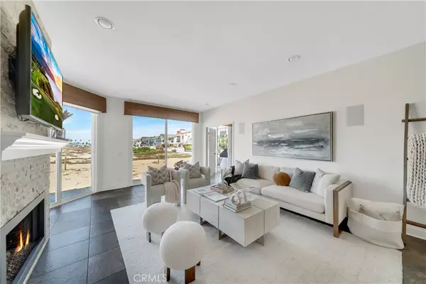 Newport Beach, CA 92661,1319 E Balboa Blvd BLVD #C