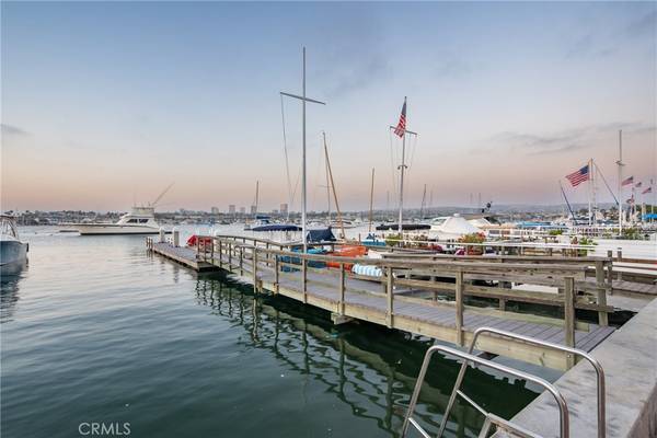 Newport Beach, CA 92661,1204 E Balboa BLVD