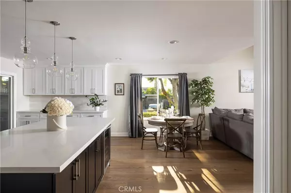 Villa Park, CA 92861,17952 Athens AVE