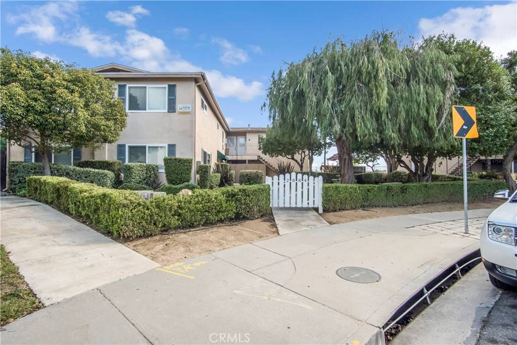 2884 La Salle AVE, Costa Mesa, CA 92626