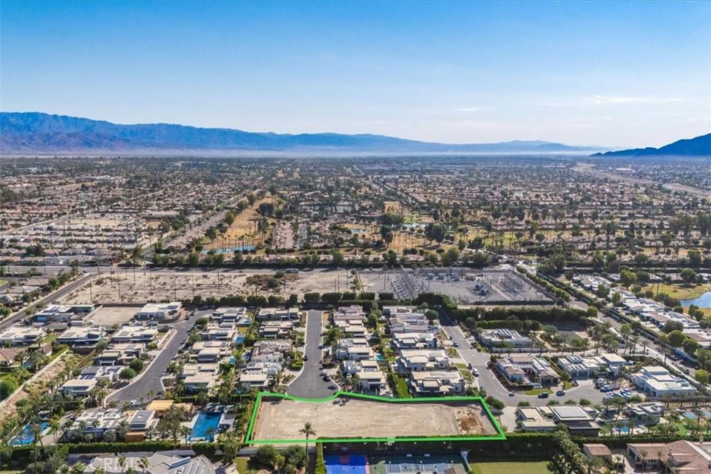 Rancho Mirage, CA 92270,0 Emerald