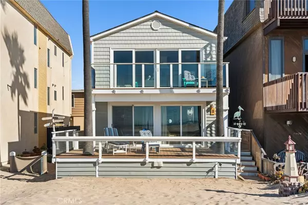 Surfside, CA 90743,30 A Surfside Avenue