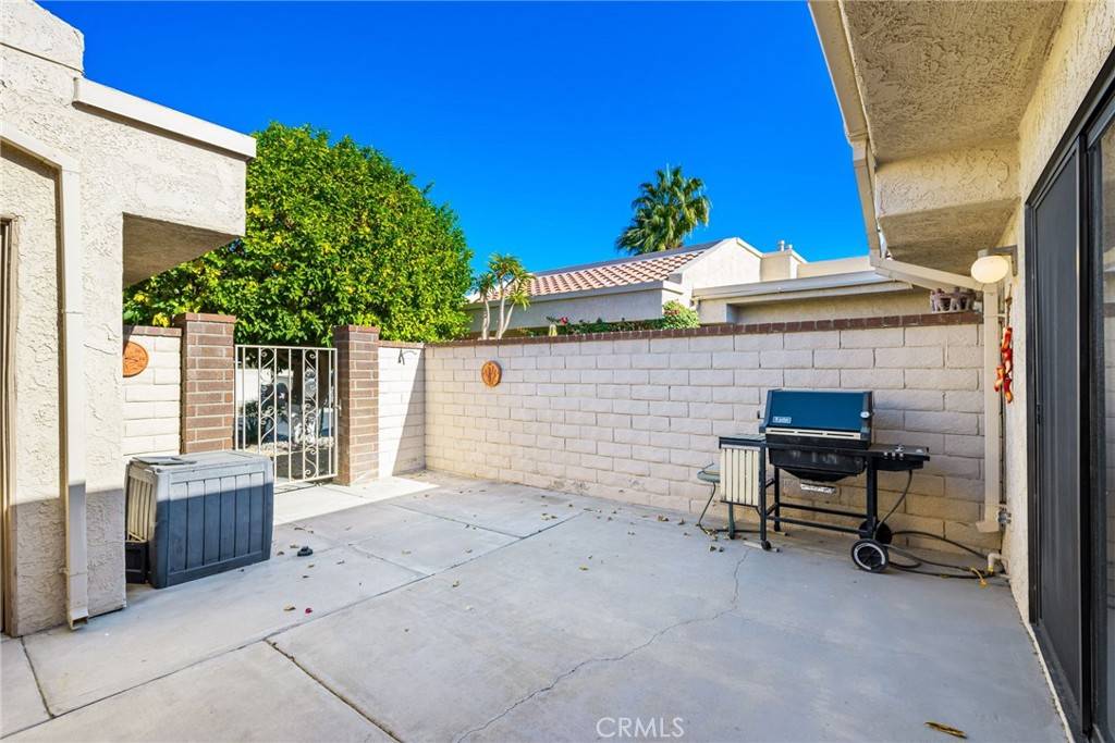Cathedral City, CA 92234,68125 Seven Oaks DR