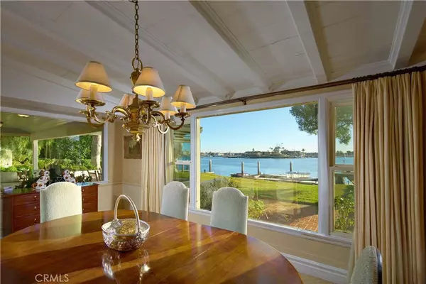 Newport Beach, CA 92660,20 Harbor Island
