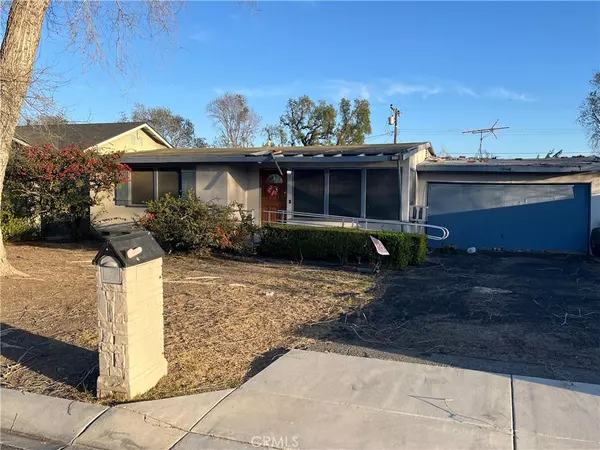 Costa Mesa, CA 92627,2572 Fairway DR