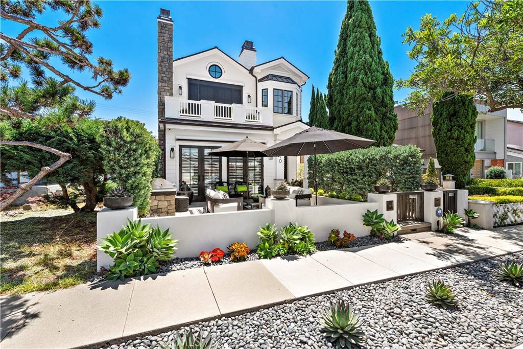 610 1/2 Larkspur AVE, Corona Del Mar, CA 92625