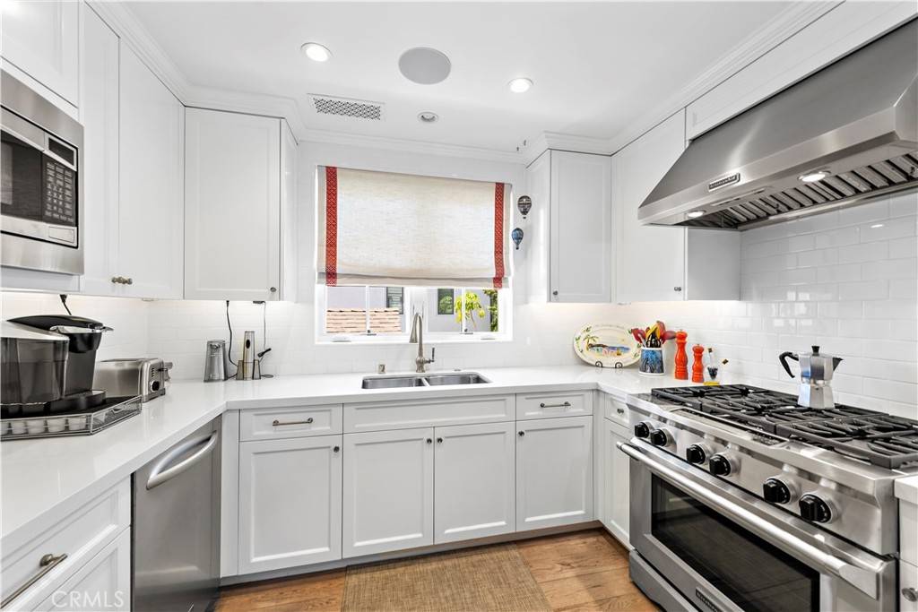 Corona Del Mar, CA 92625,610 1/2 Larkspur AVE