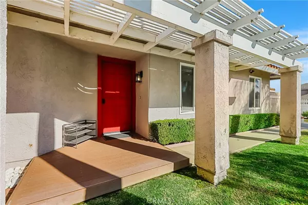 Yorba Linda, CA 92886,3665 Banyon Rim RD