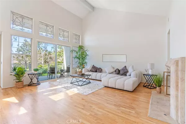 Irvine, CA 92603,7 Altair #7