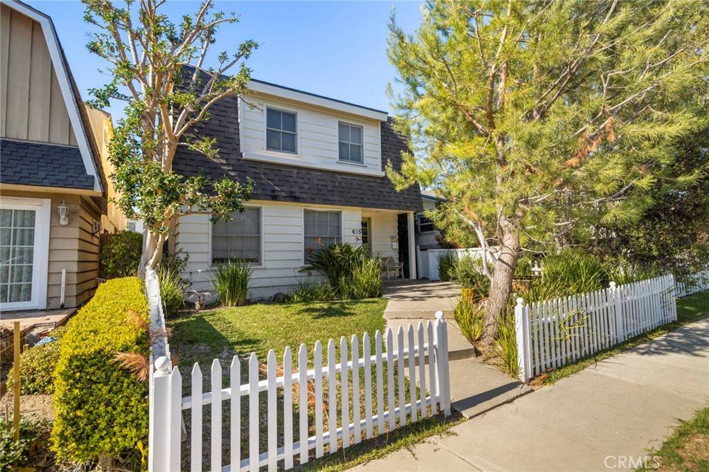 615 Marigold AVE, Corona Del Mar, CA 92625