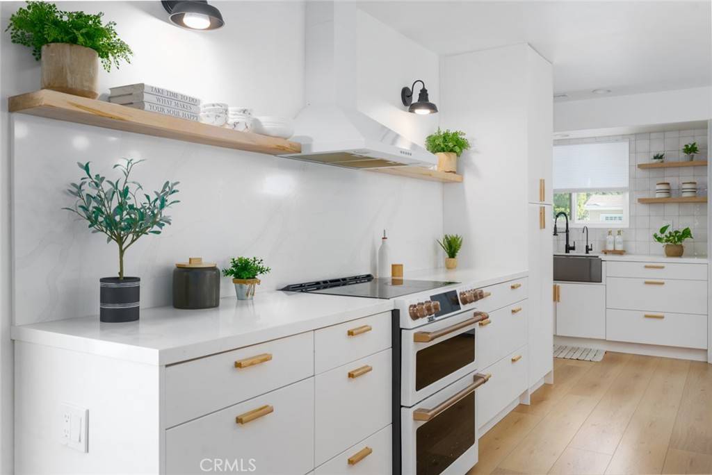 Costa Mesa, CA 92626,3269 Colorado LN