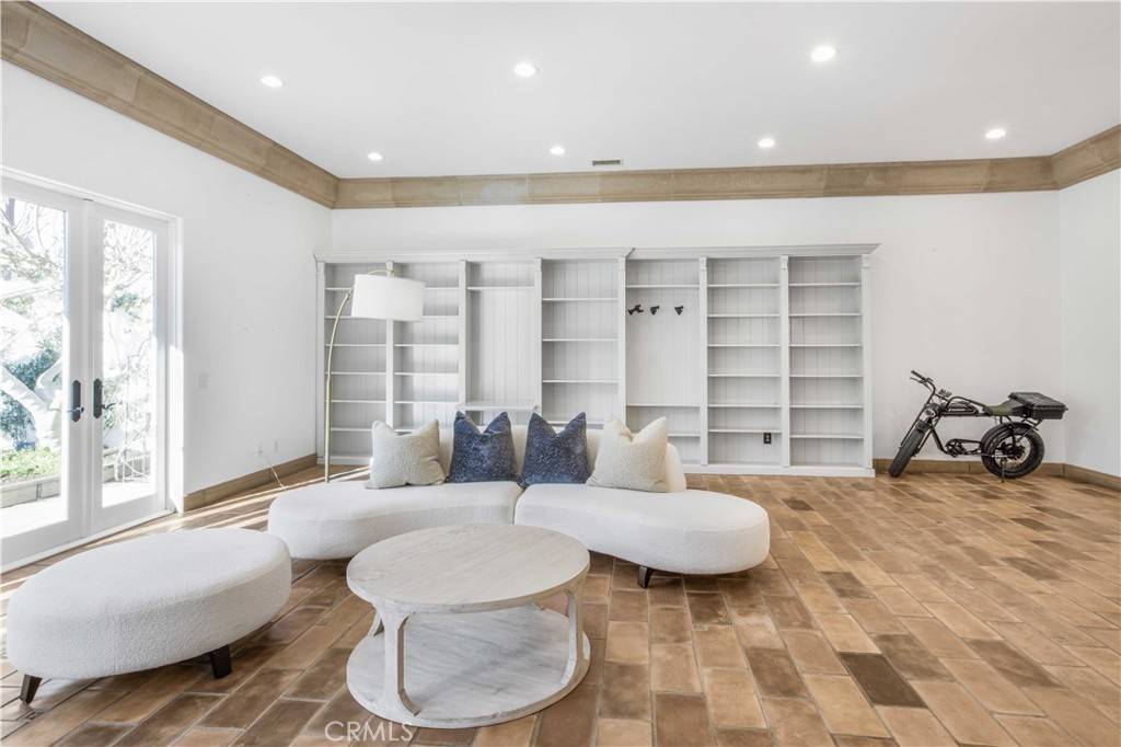 Newport Beach, CA 92660,57 Shearwater PL