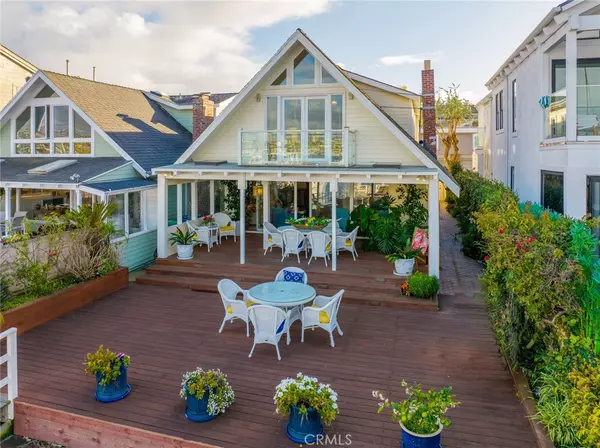 Newport Beach, CA 92661,1128 E Balboa BLVD