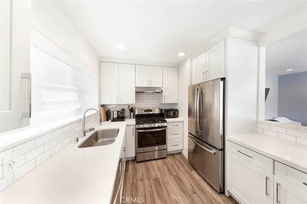 Newport Beach, CA 92661,207 Cypress ST #A