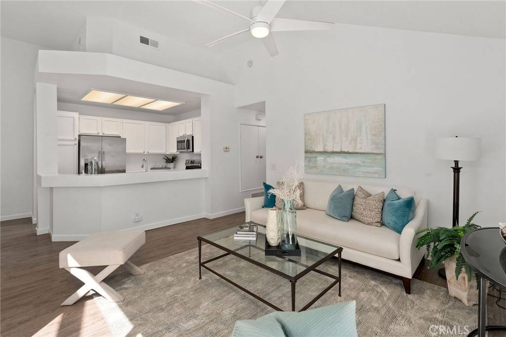 Newport Beach, CA 92660,259 Chesterfield