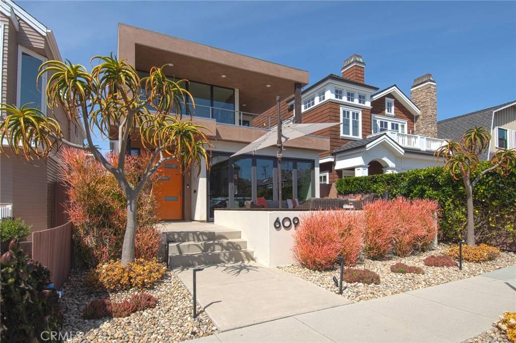 609 Marigold AVE, Corona Del Mar, CA 92625