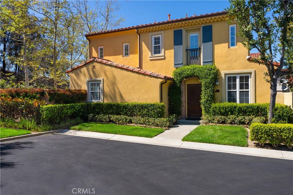 Irvine, CA 92603,68 Pathstone