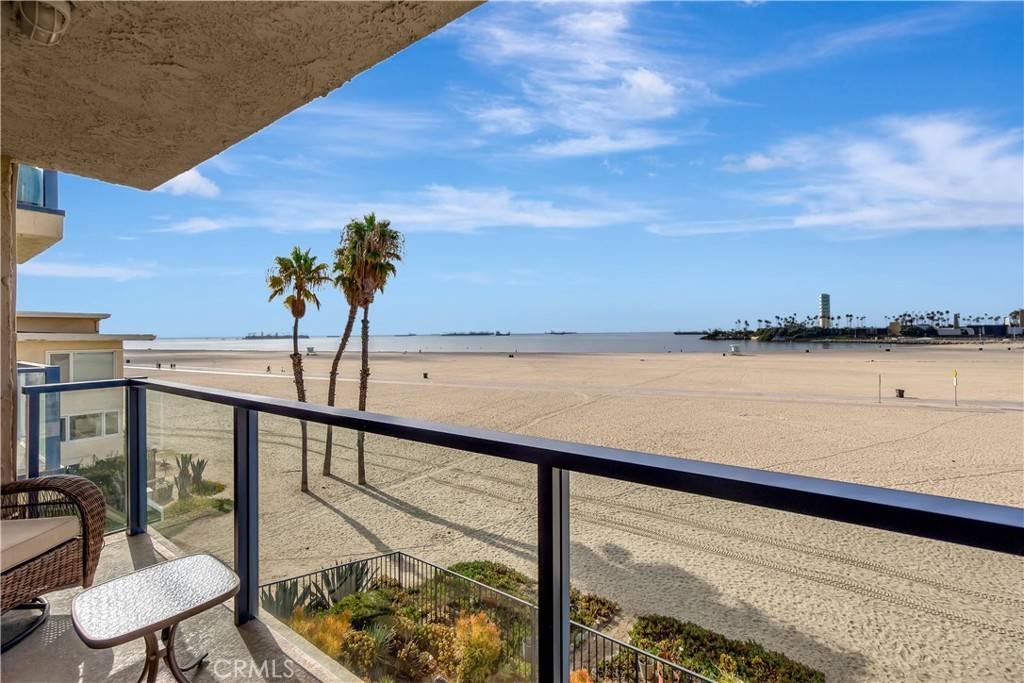 1 3rd PL #302, Long Beach, CA 90802