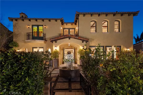 Newport Beach, CA 92663,208 Via Palermo