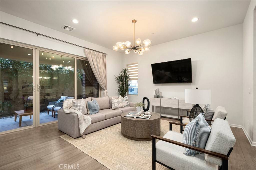 Brea, CA 92823,3395 Calle Del Sol