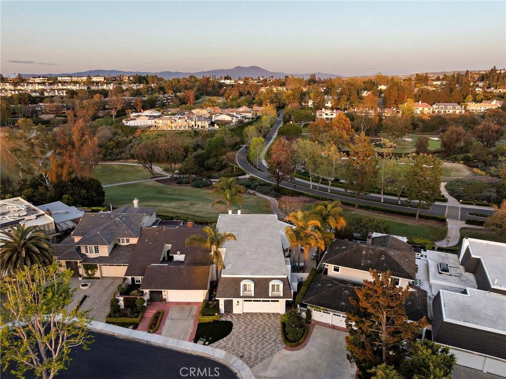 Newport Beach, CA 92660,10 Rue Grand Ducal