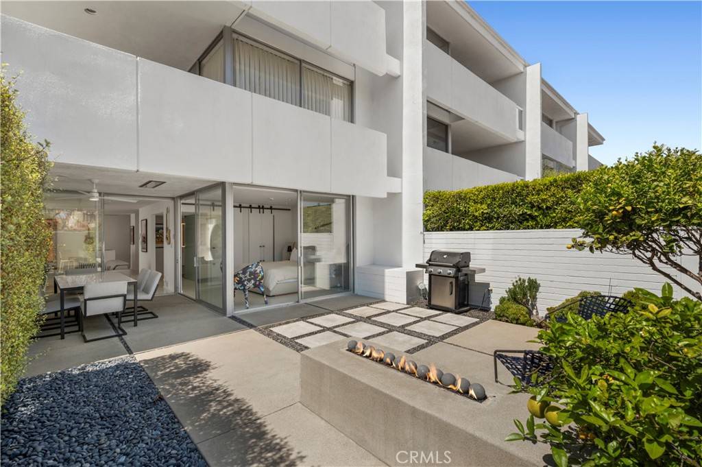 733 Avocado AVE #108, Corona Del Mar, CA 92625