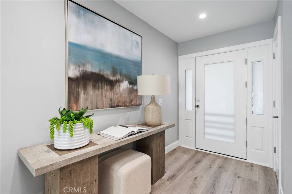 Laguna Hills, CA 92653,25501 Sarita DR