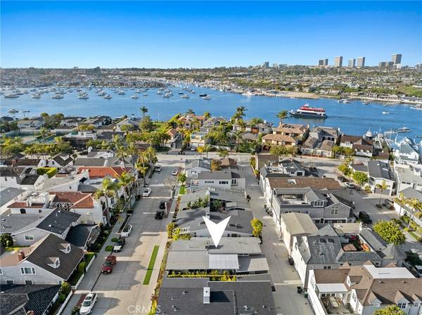 Newport Beach, CA 92661,432 Seville AVE