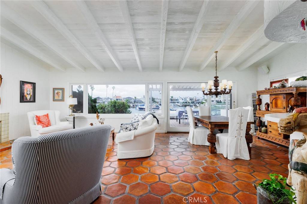 Newport Beach, CA 92663,52 Balboa