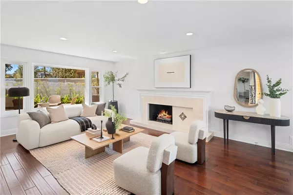 Corona Del Mar, CA 92625,66 Drakes Bay DR