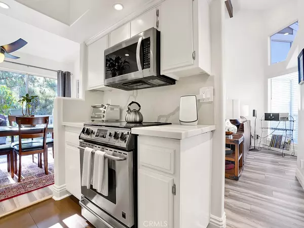 Costa Mesa, CA 92626,3007 Croyden Bay