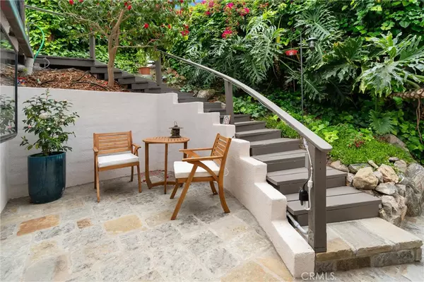 Laguna Beach, CA 92651,645 Griffith WAY