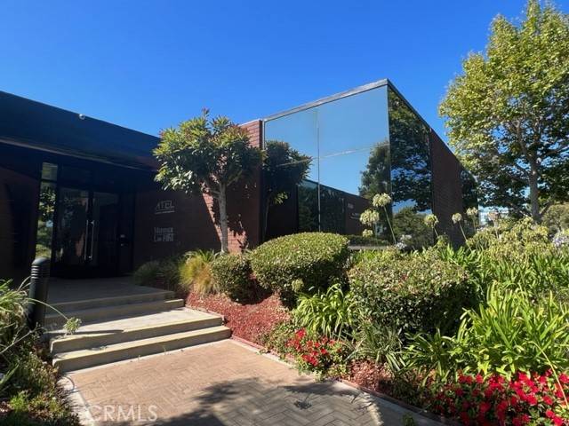 Newport Beach, CA 92660,4611 Teller AVE #150