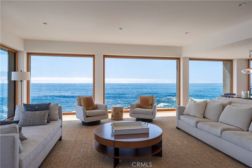 Laguna Beach, CA 92651,1901 Ocean WAY