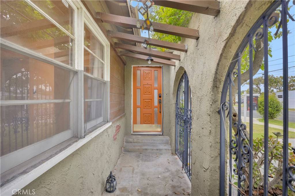 Los Alamitos, CA 90720,4662 Howard AVE