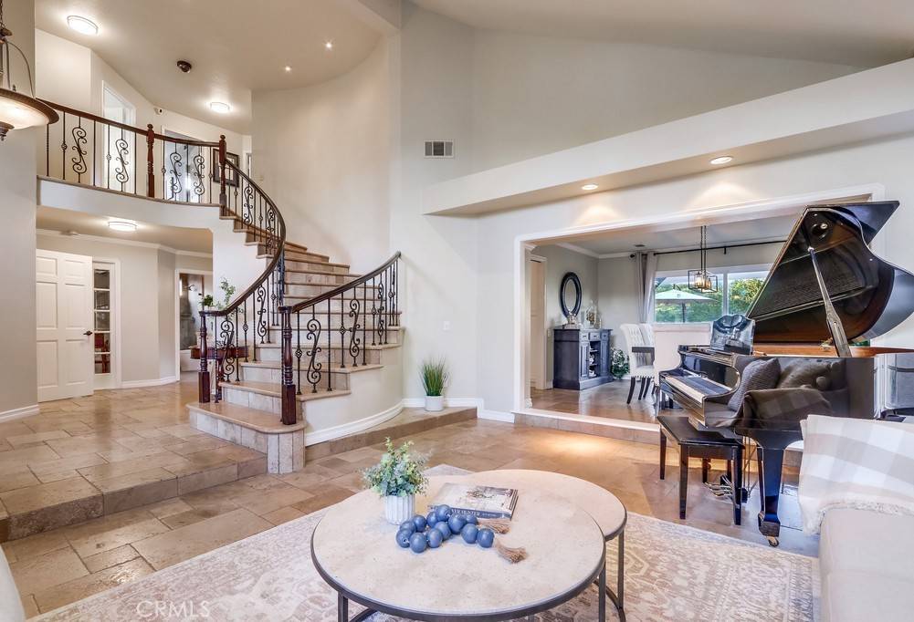 Trabuco Canyon, CA 92679,19312 Sleeping Oak DR