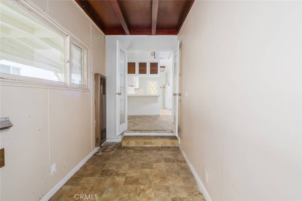 South Gate, CA 90280,6016 Wilson AVE
