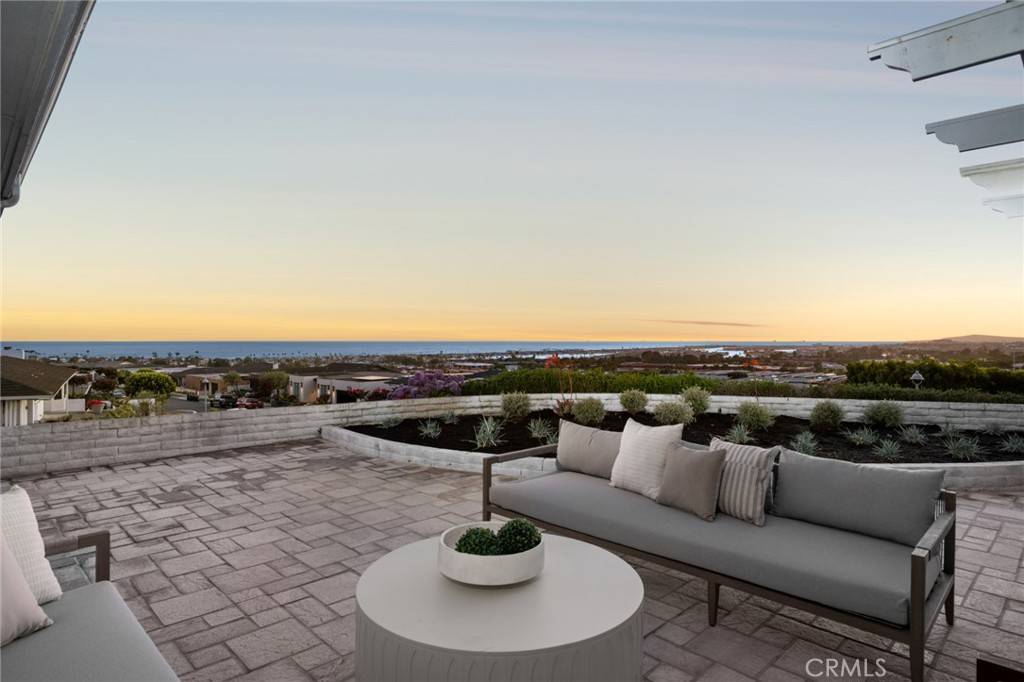 2701 Windover DR, Corona Del Mar, CA 92625