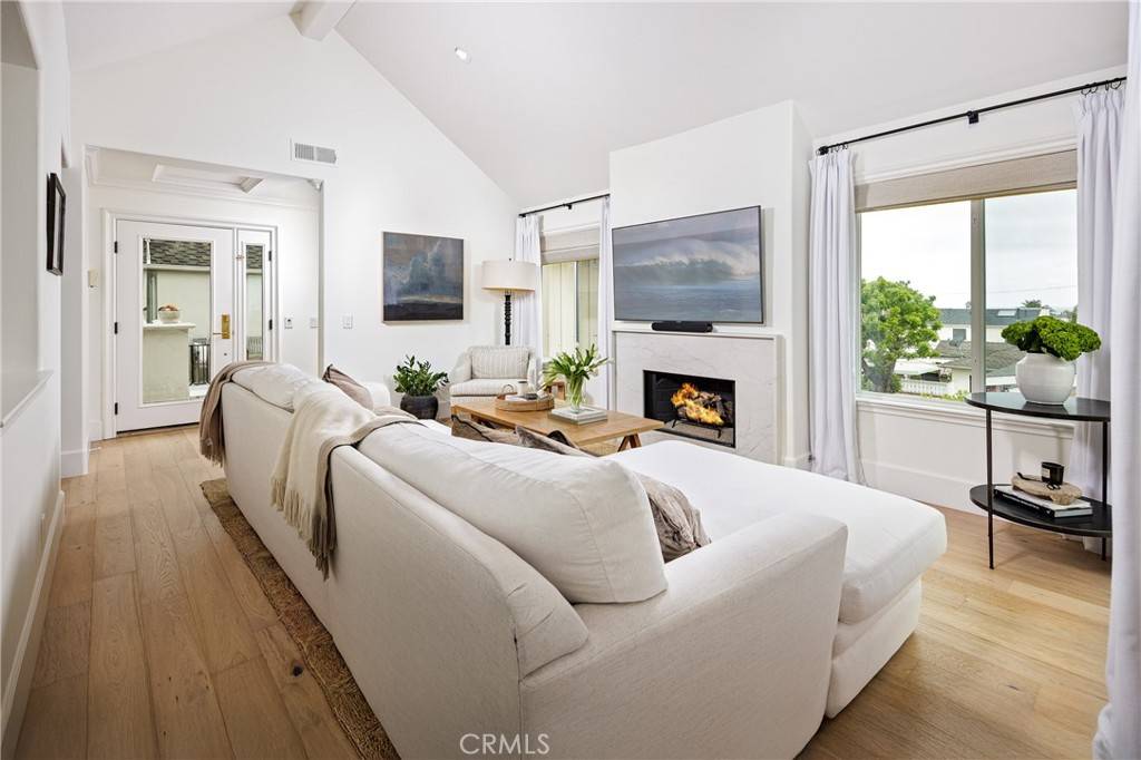 Corona Del Mar, CA 92625,423 1/2 Poppy AVE