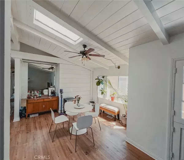 Corona Del Mar, CA 92625,516 Iris AVE