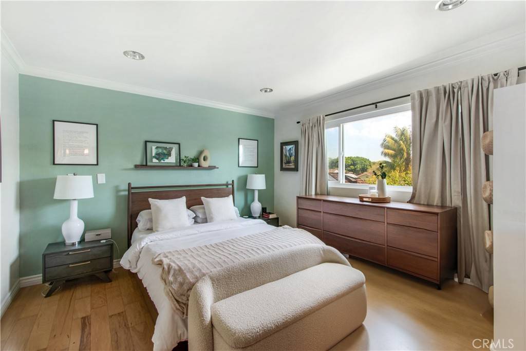 Newport Beach, CA 92660,1100 Rutland RD #12