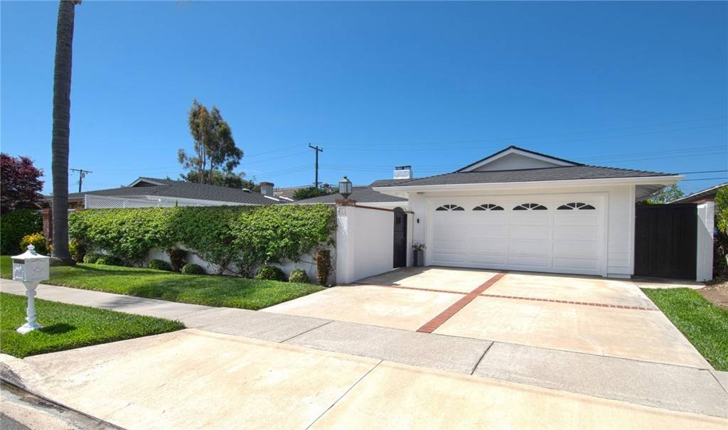 Costa Mesa, CA 92627,411 Lenwood DR