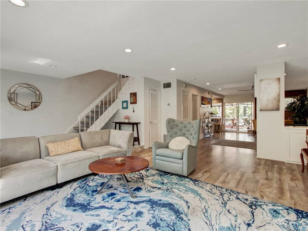 Anaheim Hills, CA 92807,6587 E Via Fresco