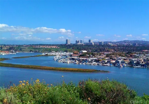 Newport Beach, CA 92660,50 Saratoga