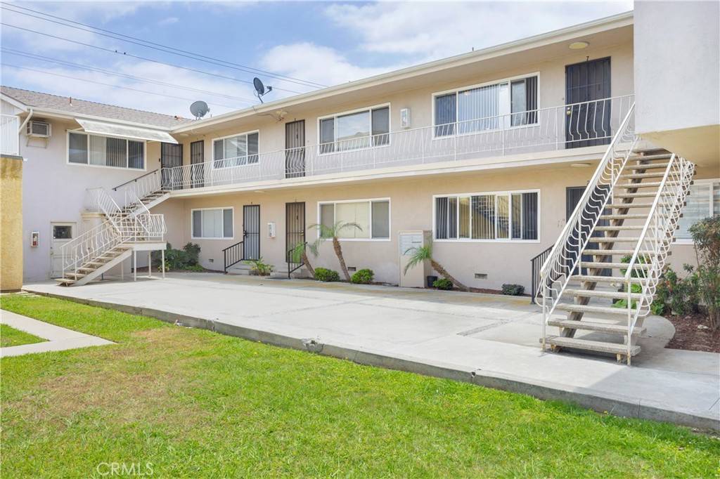 4426 N Lakewood BLVD, Long Beach, CA 90808